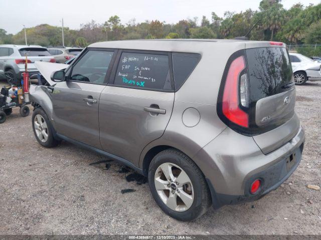 Kia Soul Image 14