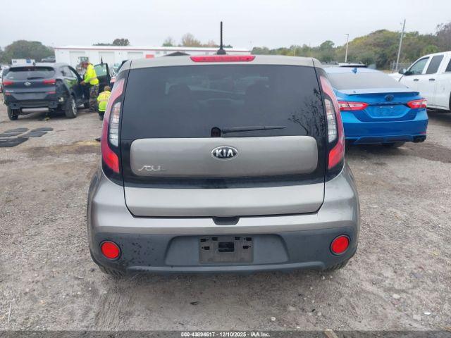 Kia Soul Image 10