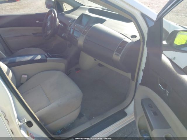 Toyota Prius Touring Image 3