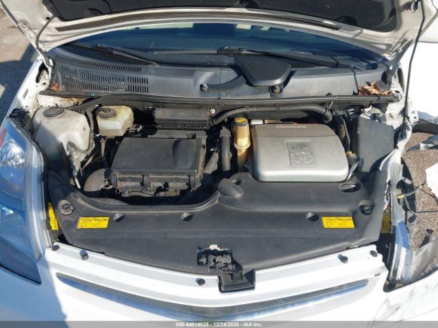 Toyota Prius Touring Image 7