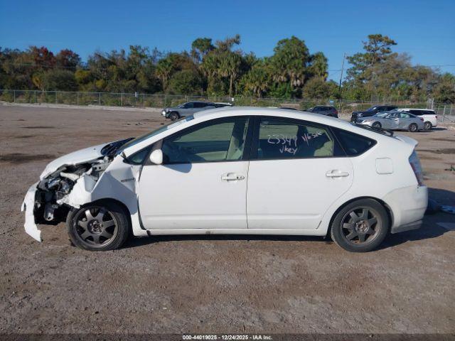 Toyota Prius Touring Image 15