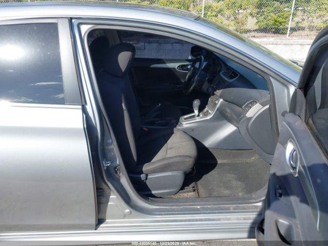 Nissan Sentra Sr Image 4