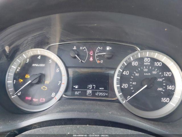 Nissan Sentra Sr Image 9