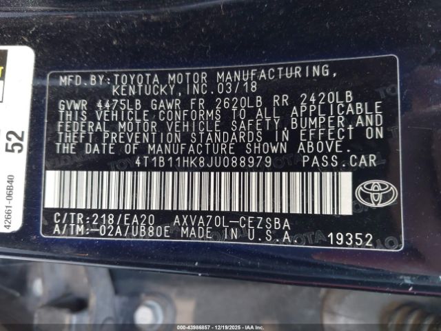 Toyota Camry Se Image 8