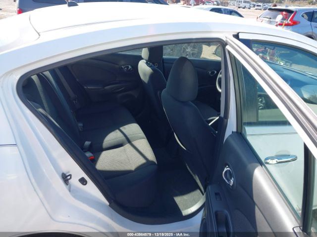 Nissan Versa 1.6 Sv Image 3