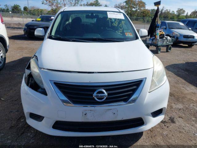 Nissan Versa 1.6 Sv Image 15