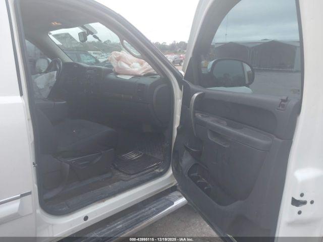 GMC Sierra 1500 Sle Image 4