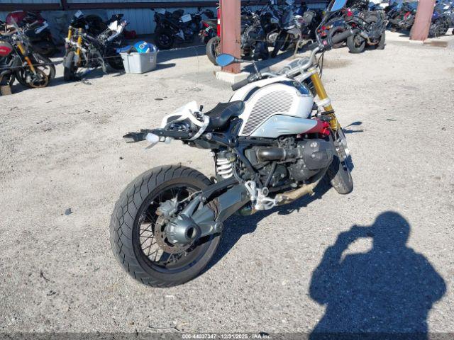 BMW R Nine T Image 11