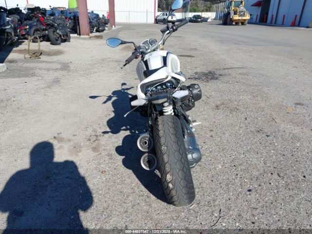 BMW R Nine T Image 6