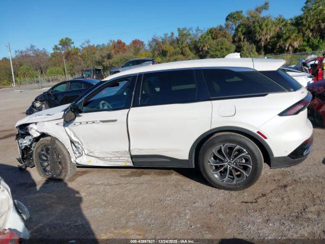 Lincoln Nautilus Premiere Image 11