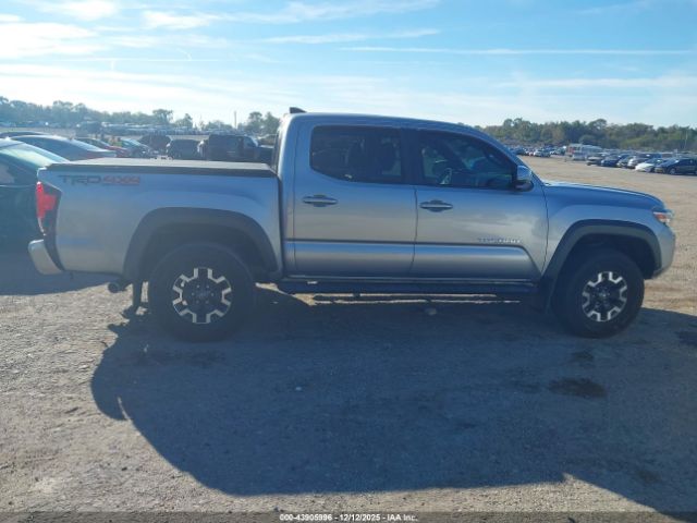 Toyota Tacoma Trd Off Road Image 11