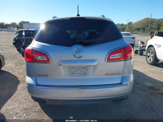 Buick Enclave Convenience Image 16