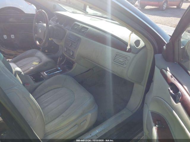 Buick Lucerne Cxl Image 3