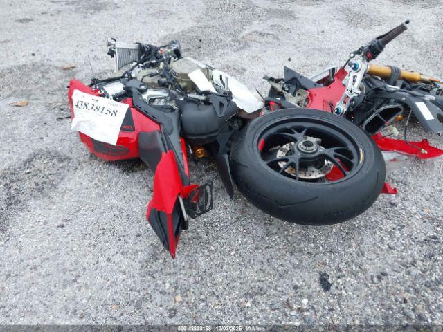 Ducati Panigale V4s Image 5