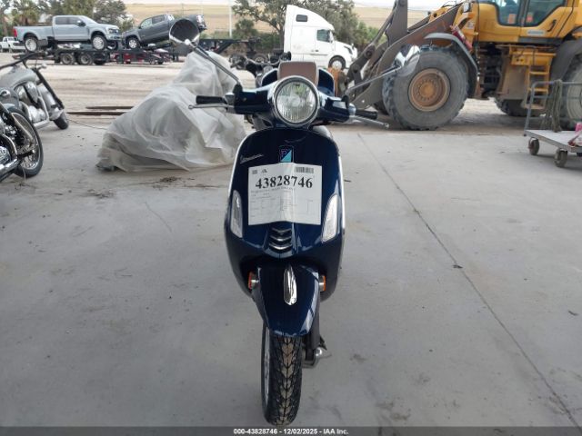 Vespa Sprint 150 3v Image 3