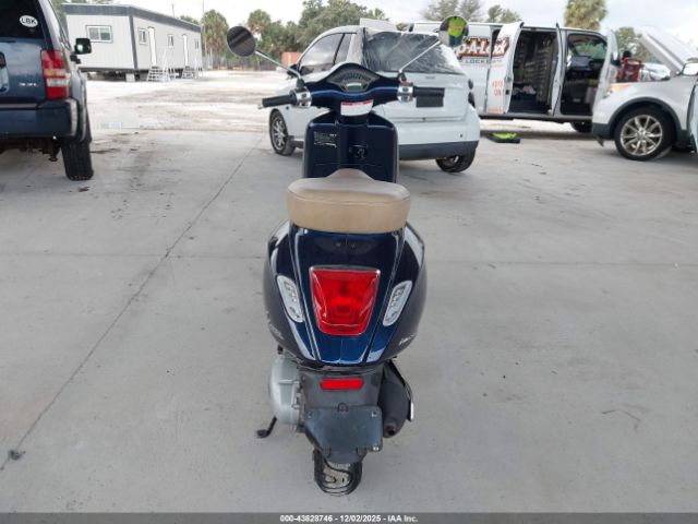 Vespa Sprint 150 3v Image 4