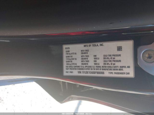 Tesla Model 3 Long Range Rear-wheel Drive Image 10